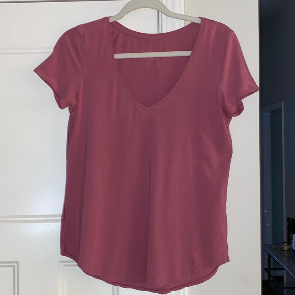 Lululemon T-Shirt